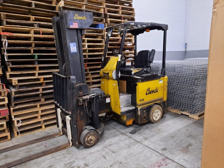 Used Bendi B30 forklift
