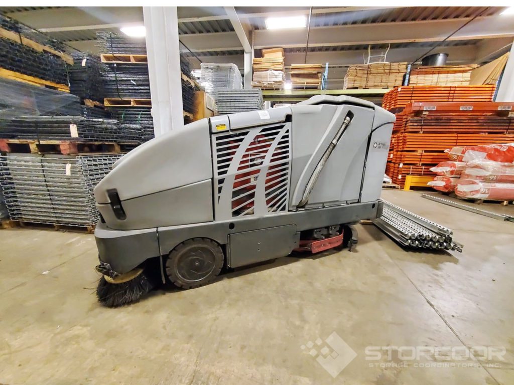 Pre-Owned Advance Captor 4800B Rider Sweeper Scrubber