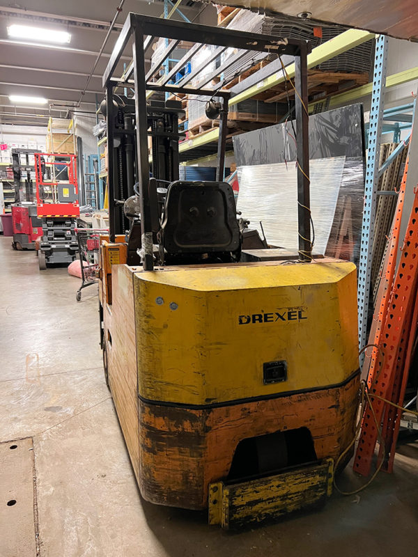 Used Drexel SLT30 VNA Electric Forklift - Image 4